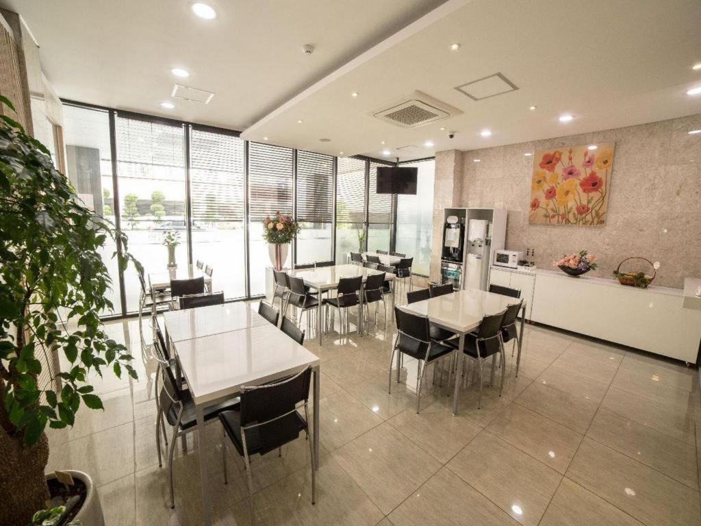 Reve Business Hotel 济州市 外观 照片